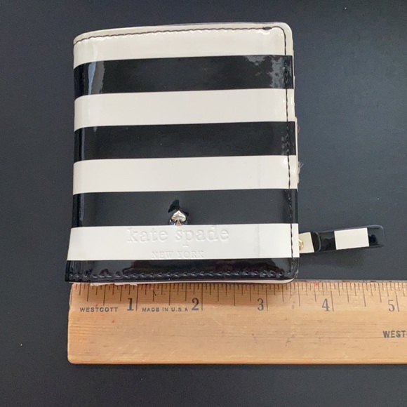 Kate Spade black and white wallet - Picture 5 of 7